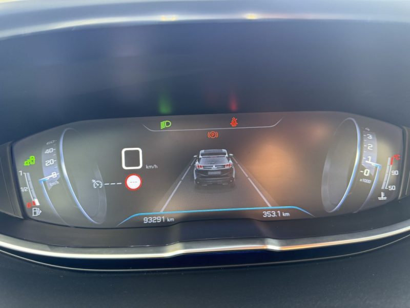 PEUGEOT 3008 SUV HDI 130 ALLURE BUSINESS 2019