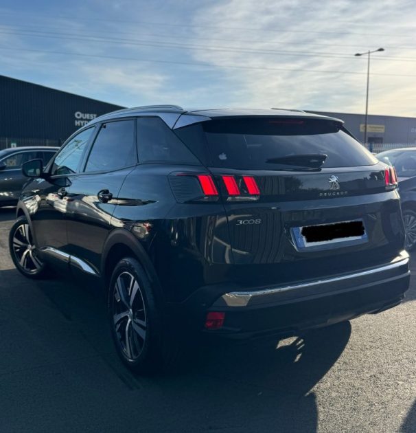PEUGEOT 3008 SUV HDI 130 ALLURE BUSINESS 2019