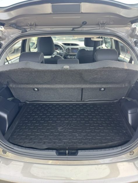 TOYOTA YARIS 1.0 2017