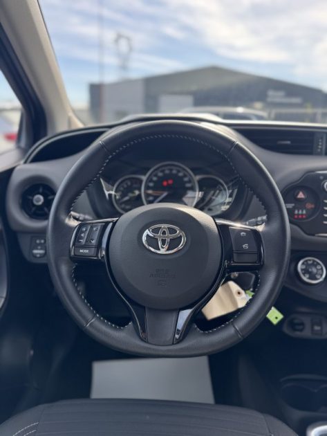 TOYOTA YARIS 1.0 2017