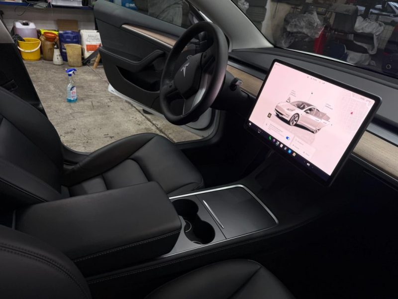 TESLA STANDARD RANGE PLUS RWD 325 CH  2022
