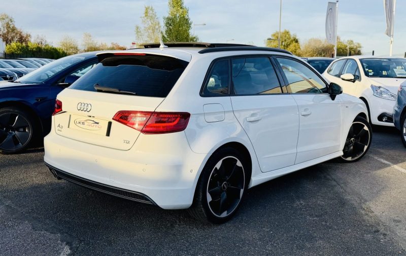 AUDI A3 SPORTBACK 2.0 TDI 150ch SLINE / TOIT OUVRANT