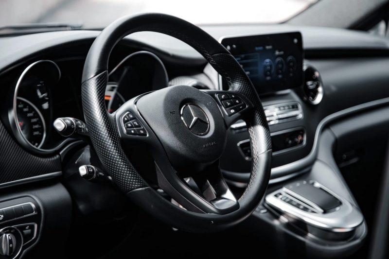 MERCEDES-BENZ V300d VIP PAUL KLASSEN ÉDITION LIMITÉE 
