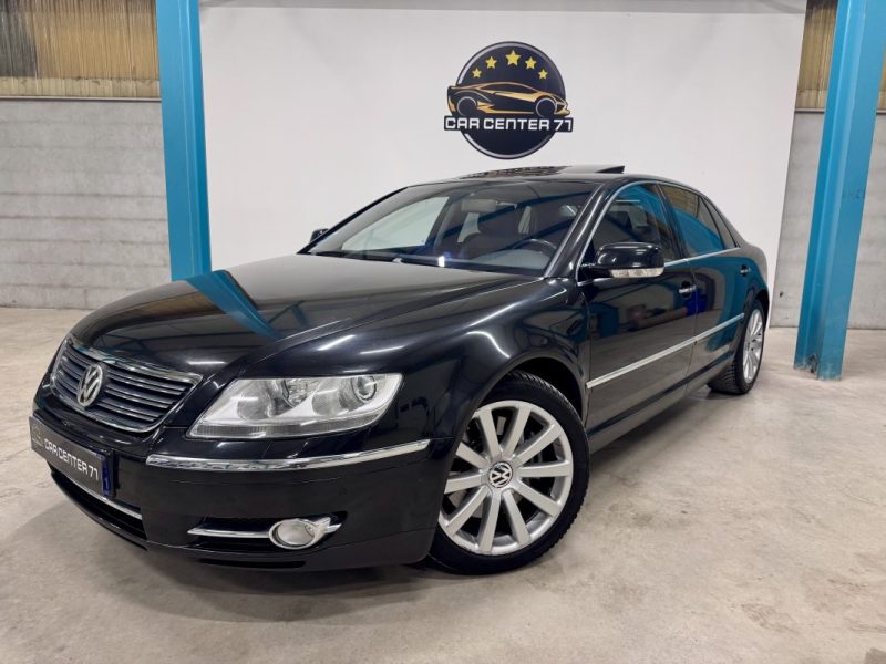VOLKSWAGEN Phaeton (2) 4.2 V8 335ch 4-Motion Limousine BVA 4 Places