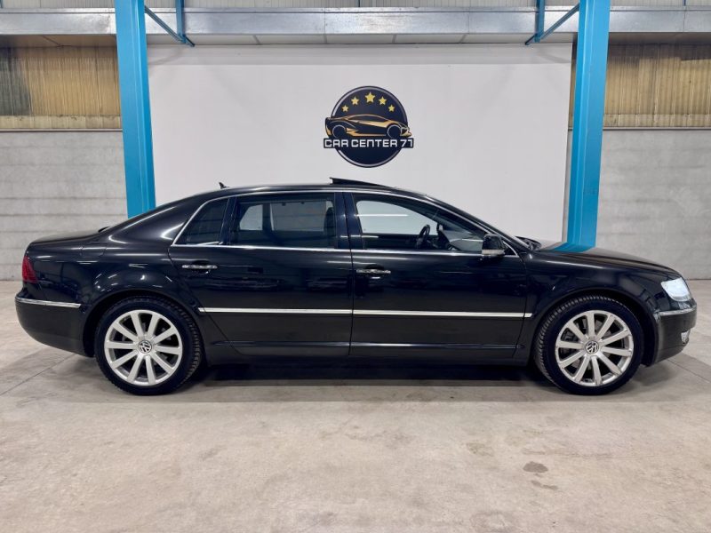 VOLKSWAGEN Phaeton (2) 4.2 V8 335ch 4-Motion Limousine BVA 4 Places