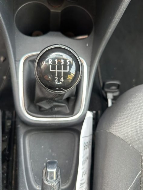 VOLKSWAGEN Polo  V 5 portes  1.4 TDI 12V BlueMotion 90 cv BON ETAT