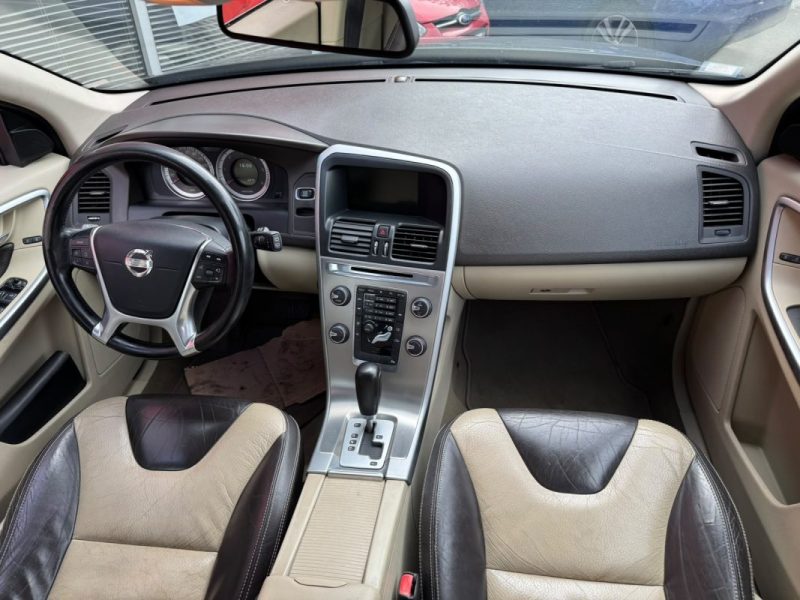VOLVO XC60 I SUV 2.0 DRIVE 2011