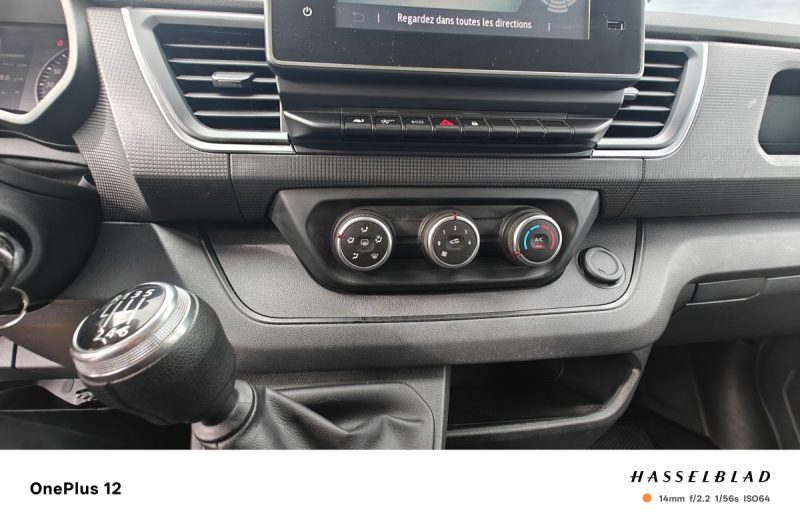 RENAULT TRAFIC III 2.0 DCI 130CV  L2H1 GRAND CONFORT RE91337 2023