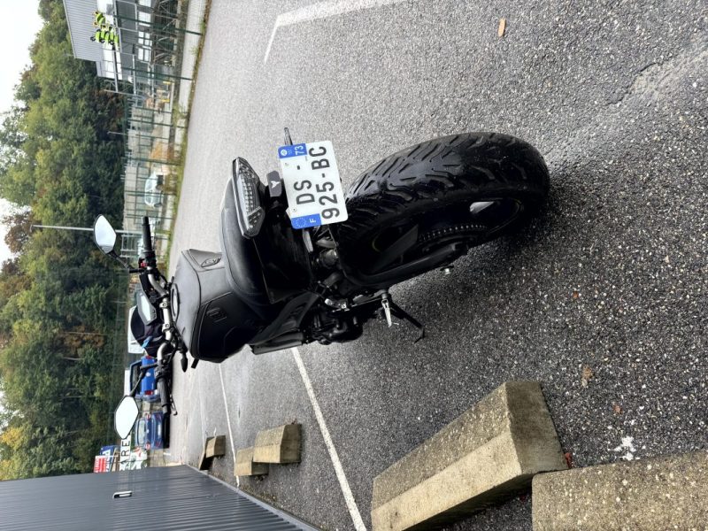 YAMAHA MT-09  2025