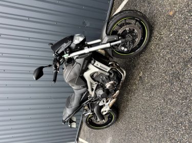 YAMAHA MT-09  2025