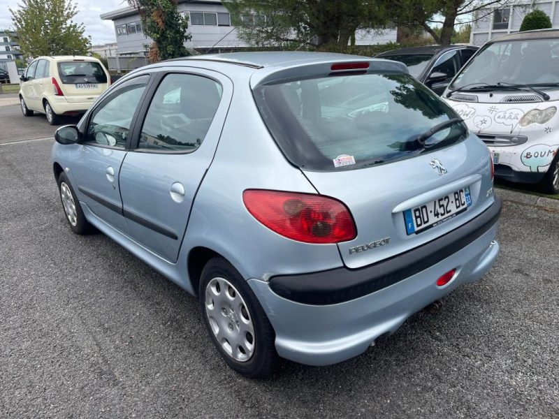 PEUGEOT 206 1.1 i 60 ch