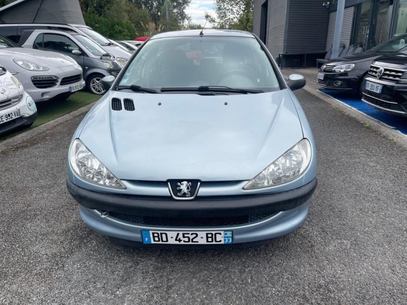 PEUGEOT 206 1.1 i 60 ch