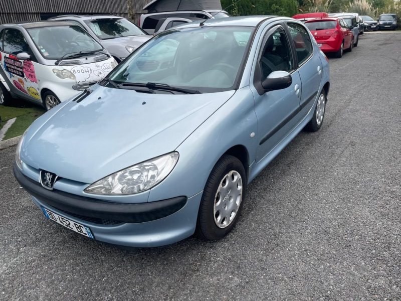 PEUGEOT 206 1.1 i 60 ch