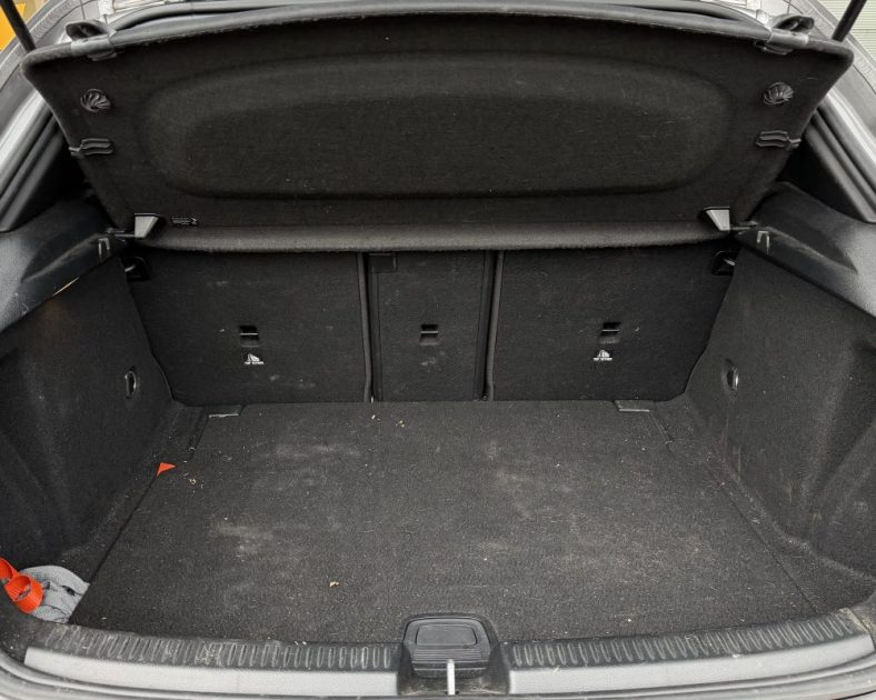 MERCEDES CLASSE A 160 - Entretien complet - Cuir intérieur - Garantie 6 mois - 2019
