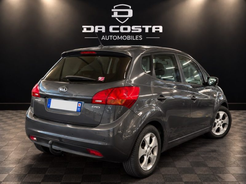 KIA VENGA 1.6 CRDI 115 Cv - CAMERA / TOIT OUVRANT - GARANTIE 12 MOIS NATIONALE 