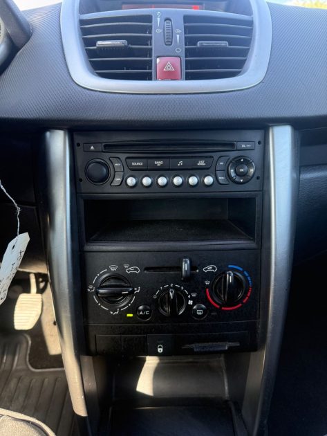 Peugeot 207 1.4i 90 Ch Garantie 