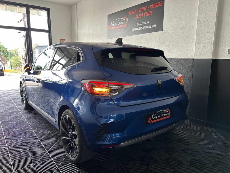 RENAULT CLIO 5 ESPRIT ALPINE
