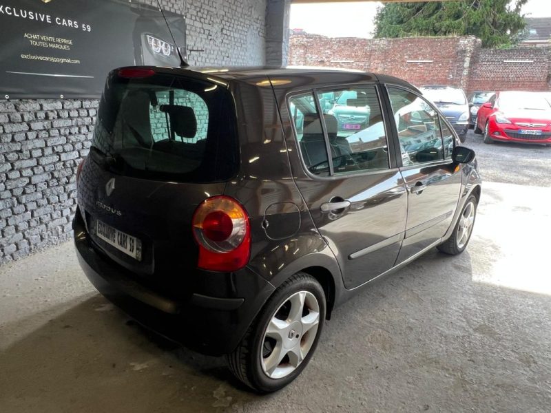 RENAULT MODUS GRAND MODUS 1.4I CONFORT  