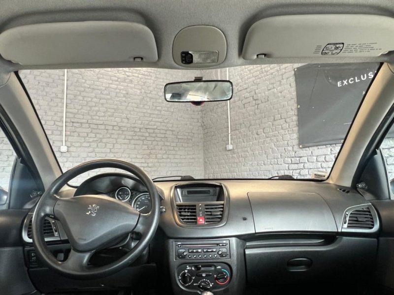 PEUGEOT 206+ 1.1I 60CV TRENDY 