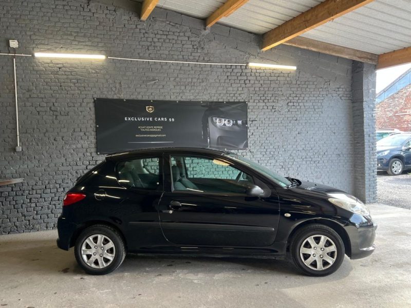 PEUGEOT 206+ 1.1I 60CV TRENDY 