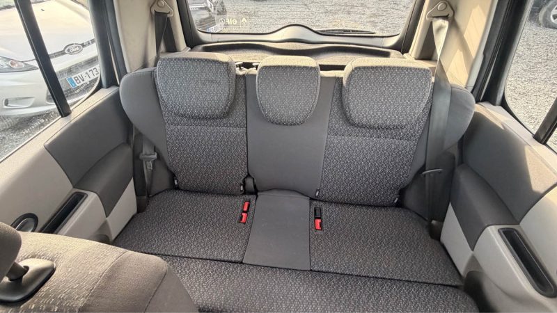 RENAULT MODUS BOITE AUTO 1.6 ESSENCE  2006