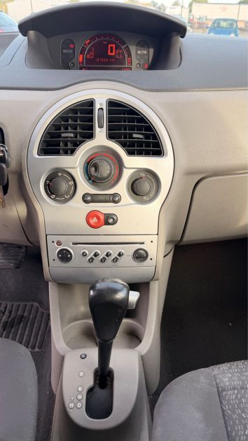 RENAULT MODUS BOITE AUTO 1.6 ESSENCE  2006