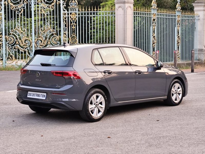 VOLKSWAGEN GOLF 8 1.0 E-TSI OPF 110 DSG7 LIFE BUSINESS 2023