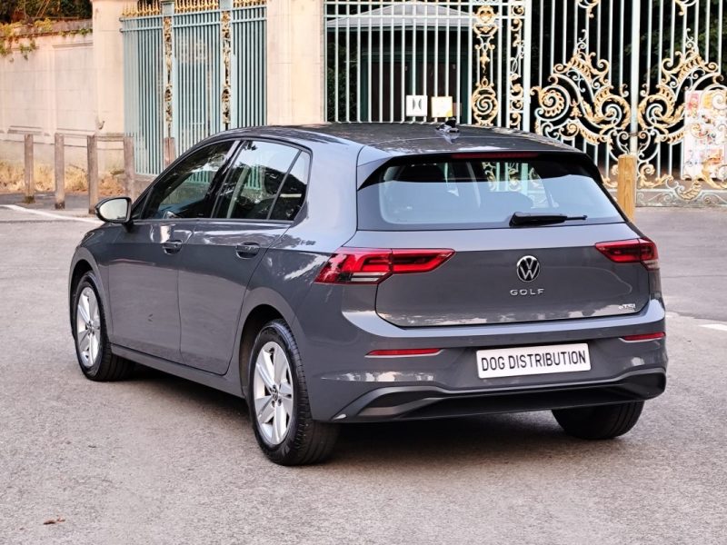 VOLKSWAGEN GOLF 8 1.0 E-TSI OPF 110 DSG7 LIFE BUSINESS 2023