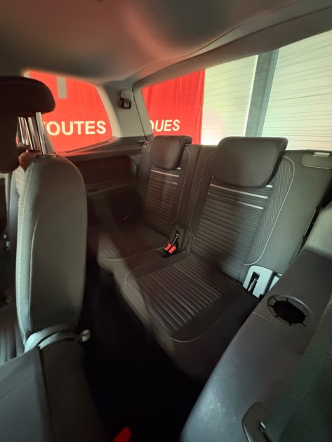 VOLKSWAGEN TOURAN 1.2 TSI 105CH CONFORTLINE 7 PLACES