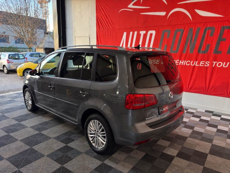 VOLKSWAGEN TOURAN 1.2 TSI 105CH CONFORTLINE 7 PLACES
