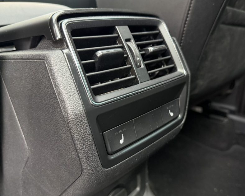 SKODA KAROQ 1.5 TSI - 150ch - Sièges chauffants A/A - Toit pano - Entretient SKODA - Garantie 6 mois