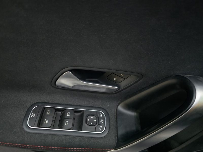 MERCEDES CLASSE A 180d AMG Line 2.0d 16V 8G-DCT 116 cv