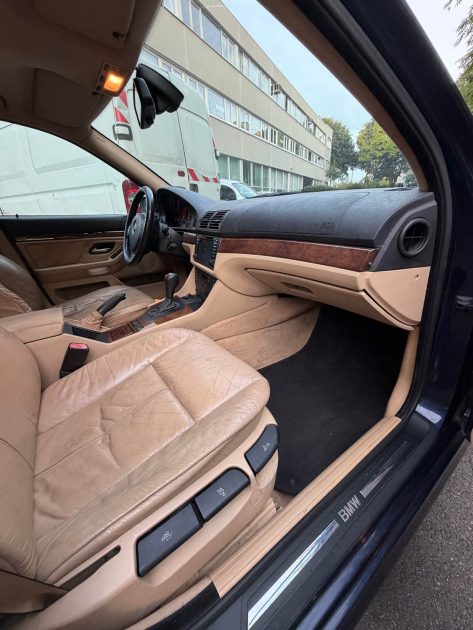 Bmw Série 5 530d E39 DESIGN LUXE, berline, bleu cv, 5 portes, garantie : 3 mois.
