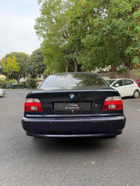 Bmw Série 5 530d E39 DESIGN LUXE, berline, bleu cv, 5 portes, garantie : 3 mois.