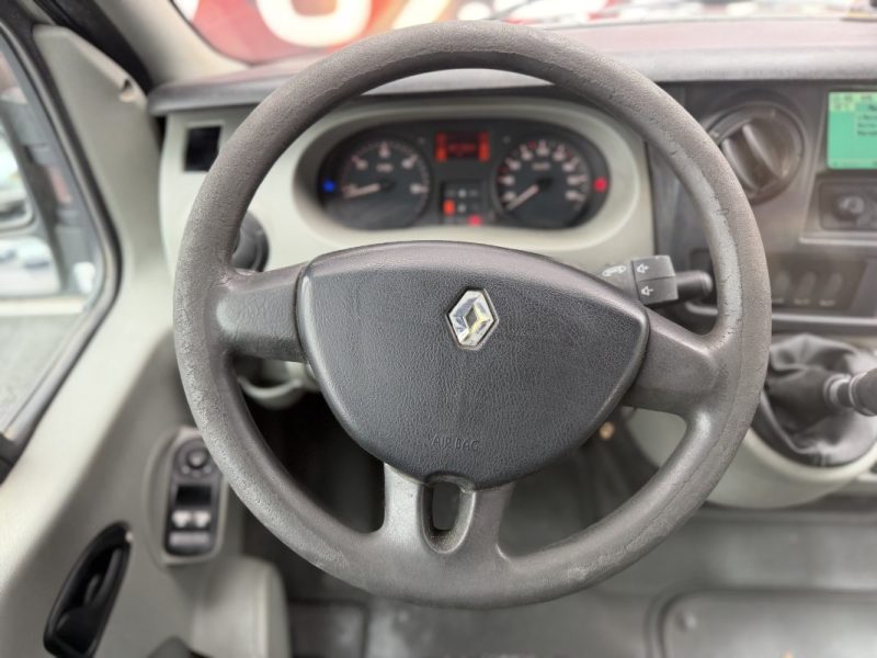 RENAULT MASTER II AUTOBUSAUTOCAR 3.0 DCI 140 2005