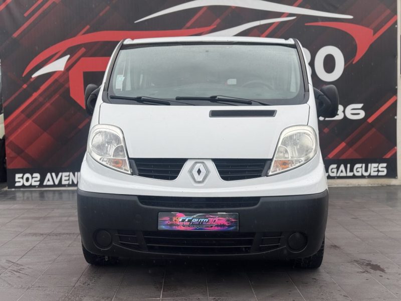 RENAULT TRAFIC II AUTOBUSAUTOCAR 2.0 DCI 115 2014 TTC