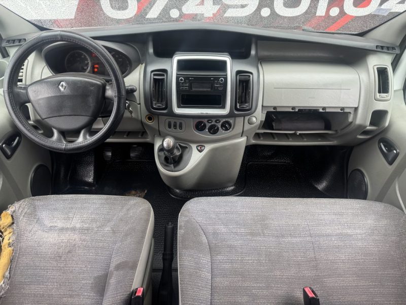 RENAULT TRAFIC II AUTOBUSAUTOCAR 2.0 DCI 115 2014 TTC