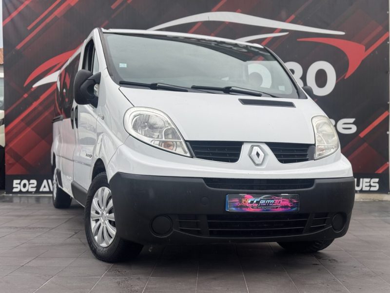 RENAULT TRAFIC II AUTOBUSAUTOCAR 2.0 DCI 115 2014 TTC