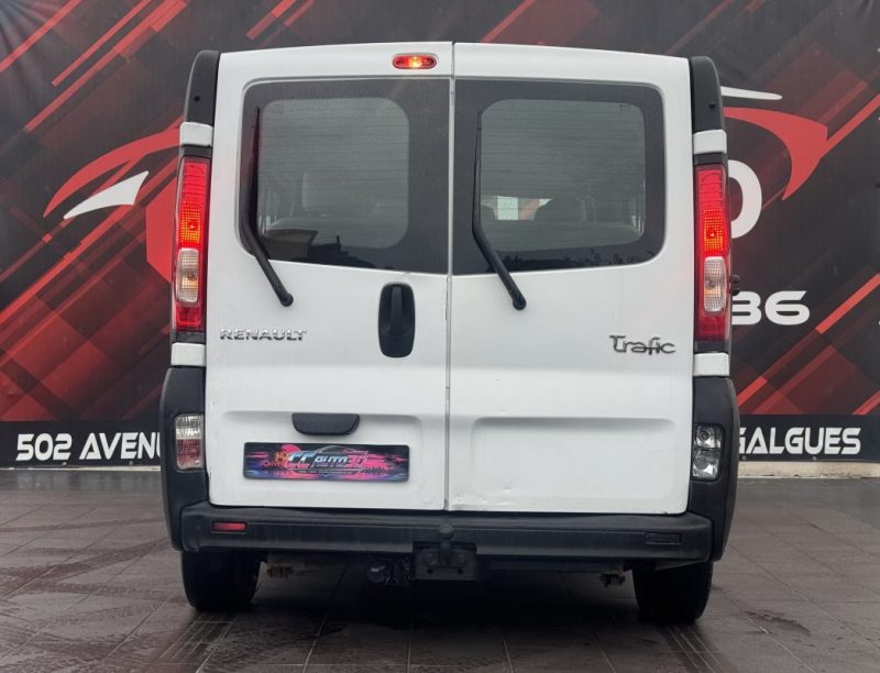 RENAULT TRAFIC II AUTOBUSAUTOCAR 2.0 DCI 115 2014 TTC