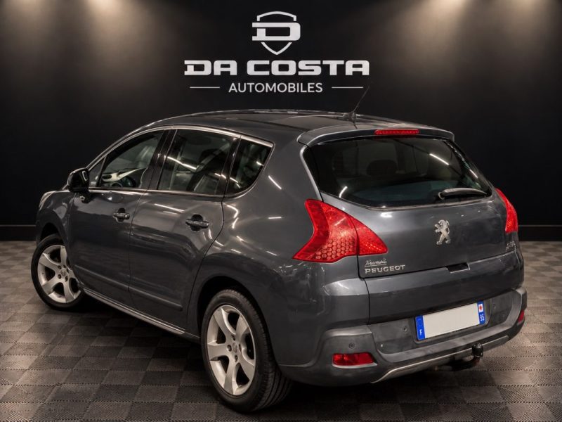 PEUGEOT 3008 1.6 HDI 112 Cv - GPS / BLUETOOTH / TOIT PANORAMIQUE - GARANTIE 12 MOIS NATIONALE
