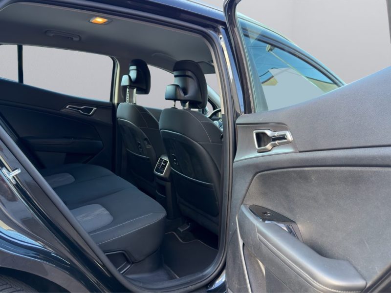 KIA SPORTAGE V 1.6 T-GDI 230 ISG HYBRIDE 4X2 ACTIVE BUSINESS BVA6