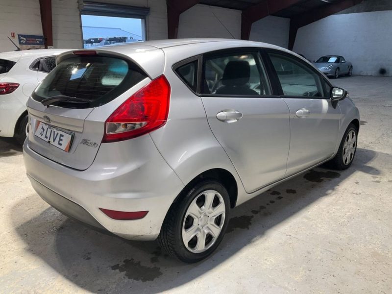 FORD FIESTA 1400 TDCI 68 AMBIENTE 2009