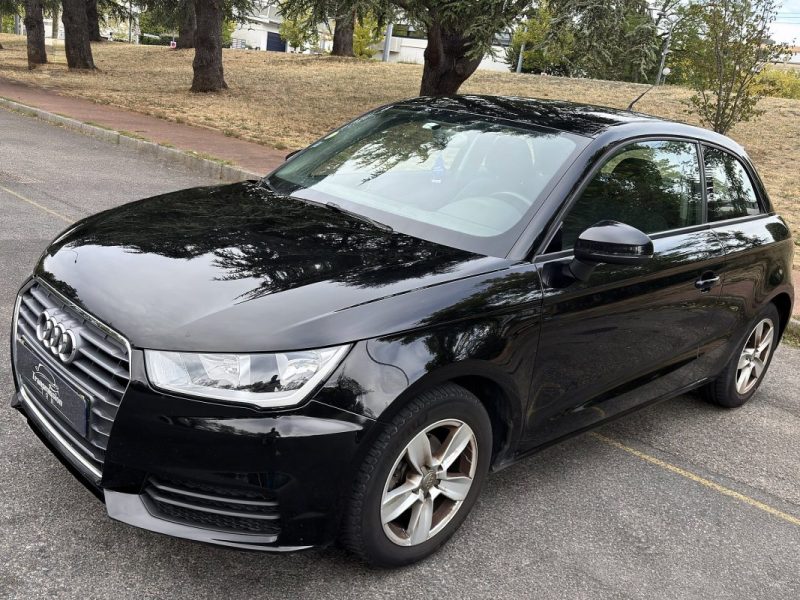 AUDI A1 1.4 TDI 90 Ambiente - CT VIERGE - DISTRIBUTION FAITE 
