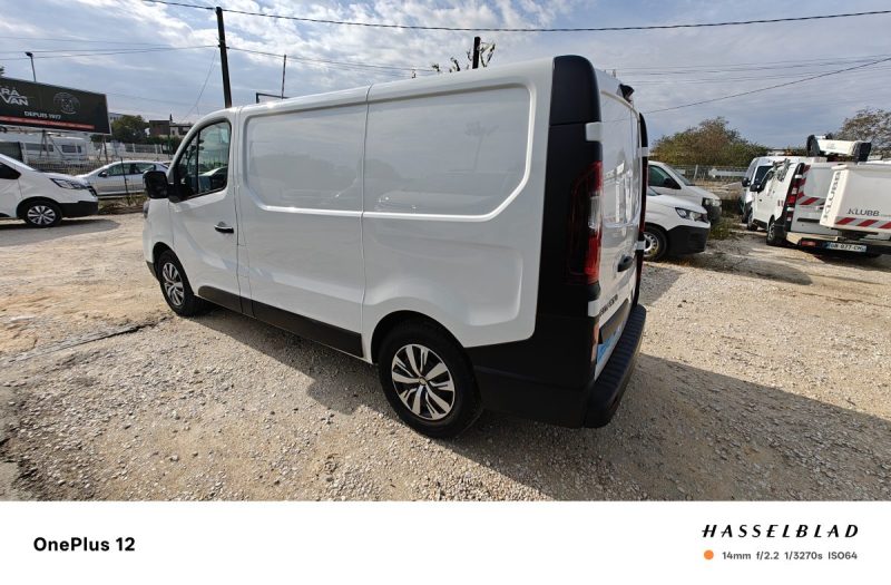 NISSAN PRIMASTAR 2.0DCI  L1H1 150CV AUTOMATIQUE  2.0 DCI 150 1997CM3 150CV  2022