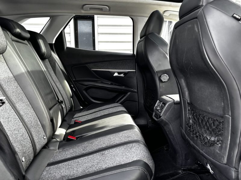 PEUGEOT 3008 SUV 1.6 BLUEHDI 120 ALLURE 2017 - GARANTIE JUSQU'A 48 MOIS