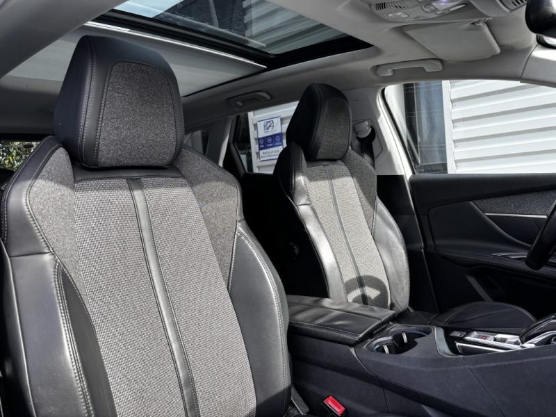 PEUGEOT 3008 SUV 1.6 BLUEHDI 120 ALLURE 2017 - GARANTIE JUSQU'A 48 MOIS