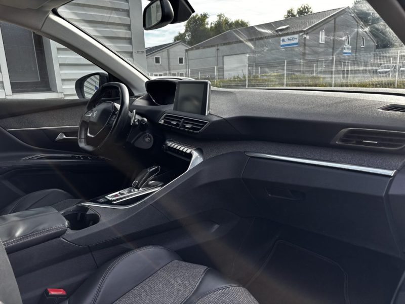 PEUGEOT 3008 SUV 1.6 BLUEHDI 120 ALLURE 2017 - GARANTIE JUSQU'A 48 MOIS