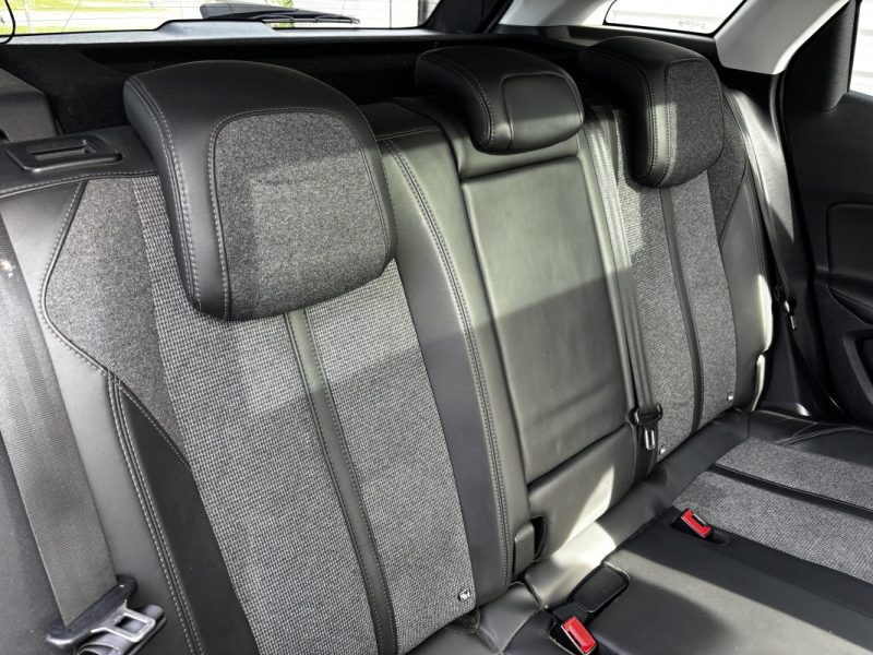 PEUGEOT 3008 SUV 1.6 BLUEHDI 120 ALLURE 2017 - GARANTIE JUSQU'A 48 MOIS