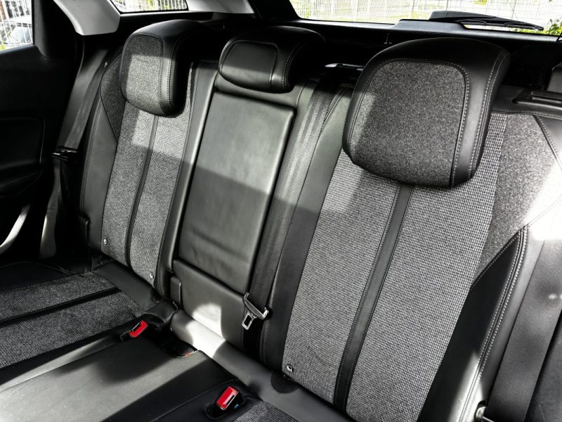 PEUGEOT 3008 SUV 1.6 BLUEHDI 120 ALLURE 2017 - GARANTIE JUSQU'A 48 MOIS