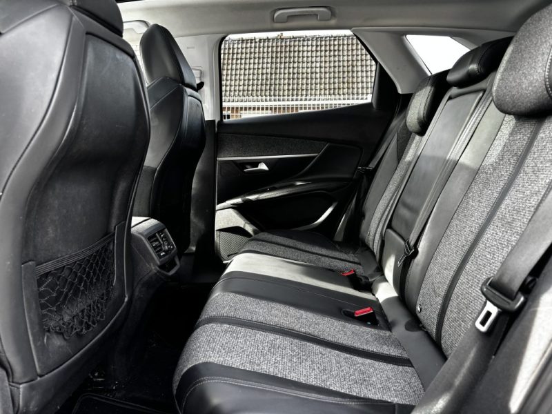 PEUGEOT 3008 SUV 1.6 BLUEHDI 120 ALLURE 2017 - GARANTIE JUSQU'A 48 MOIS
